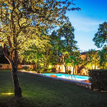 Prázdninový dům Mit Garten Und Pool Sowie Herrlicher Aussicht By Interhome