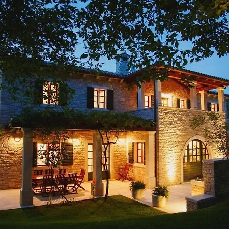 Mit Garten Und Pool Sowie Herrlicher Aussicht By Interhome * Kringa