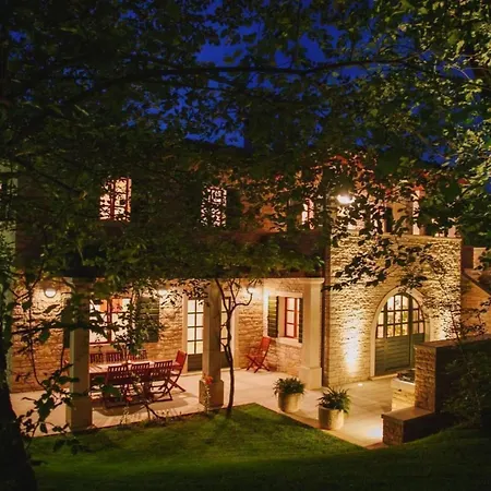 Σπίτι διακοπών Mit Garten Und Pool Sowie Herrlicher Aussicht By Interhome *